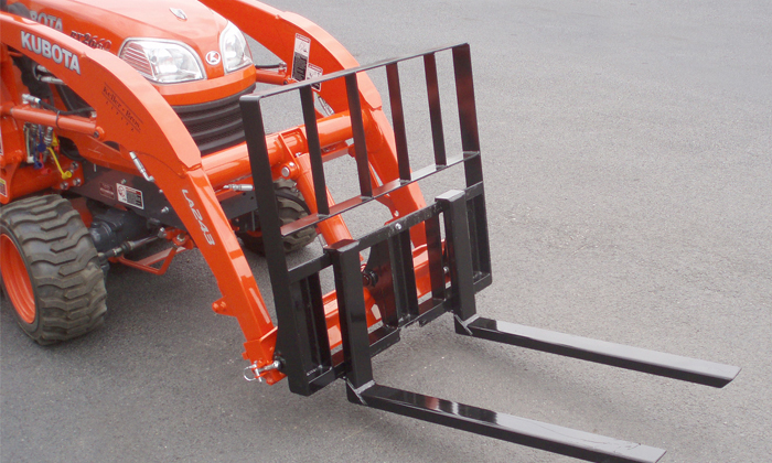 tab sælge gør det fladt Attachments for Compact Tractors | Kubota Attachments | Earth and Turf