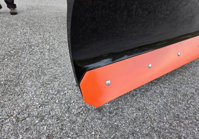 Tapered Cutting edge